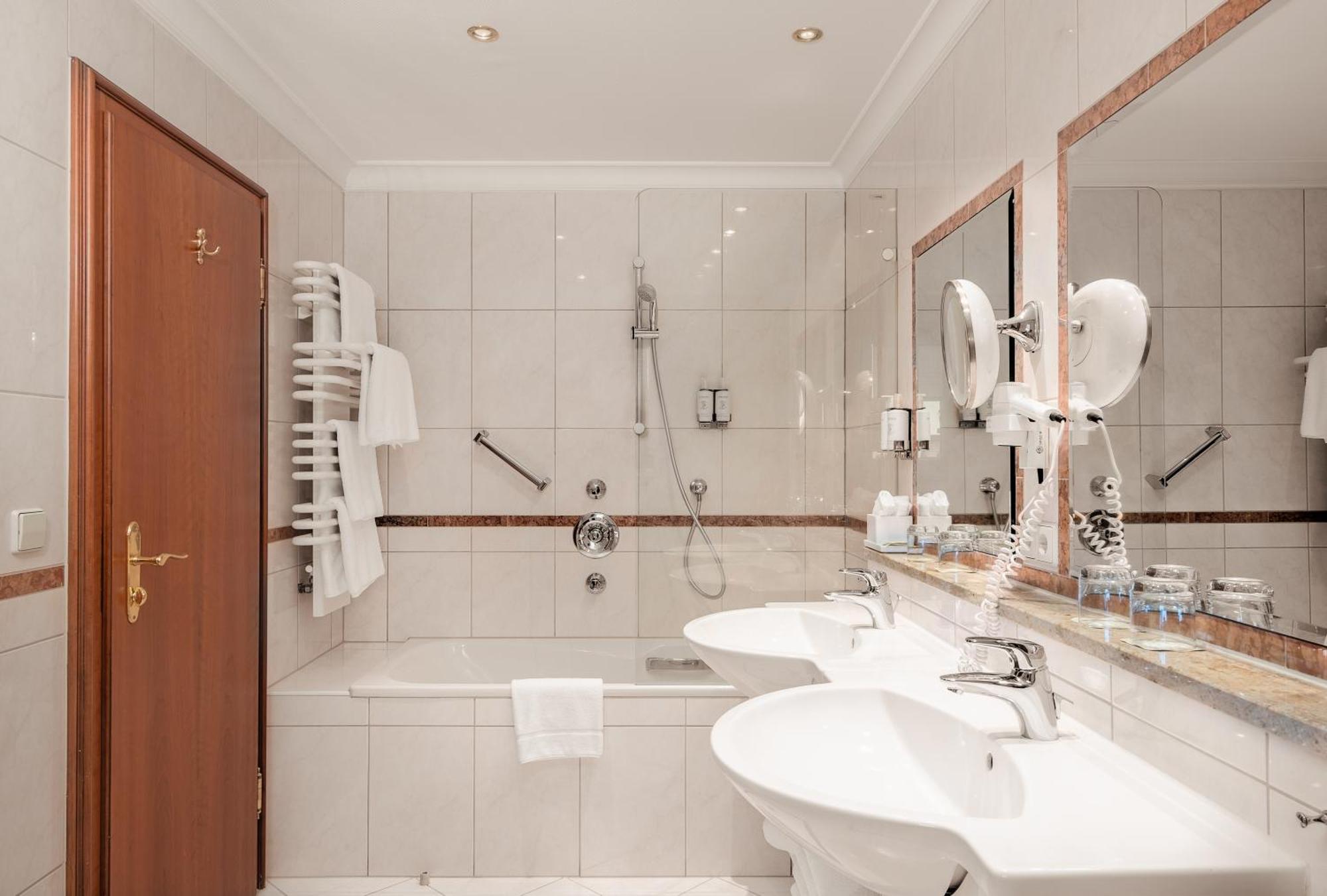 Adler Haeusern Gourmet & Spa Hotel Pokój zdjęcie