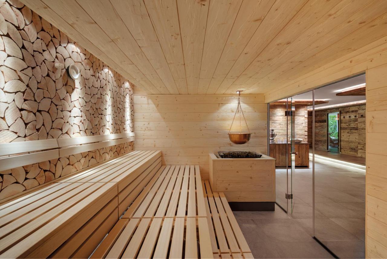 Adler Haeusern Gourmet & Spa Hotel Zewnętrze zdjęcie